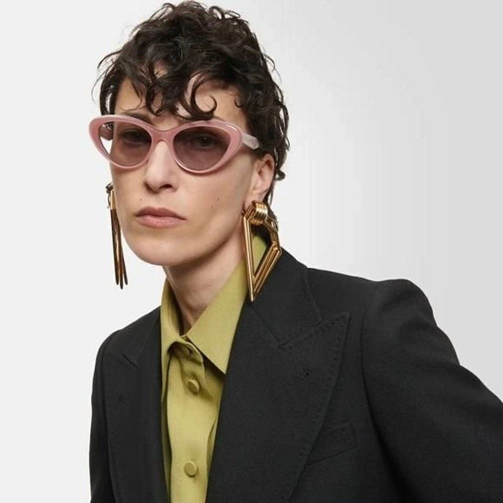 SALE! NEW Gucci GG1170S 004 Pink Grey Cat Eye Women Sunglasses GG 1170S - Picture 4 of 15